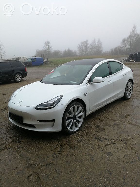 Model 3 Tesla Model 3