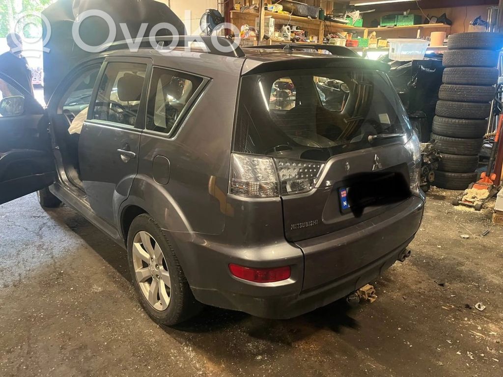 Outlander Outlander  8600A228