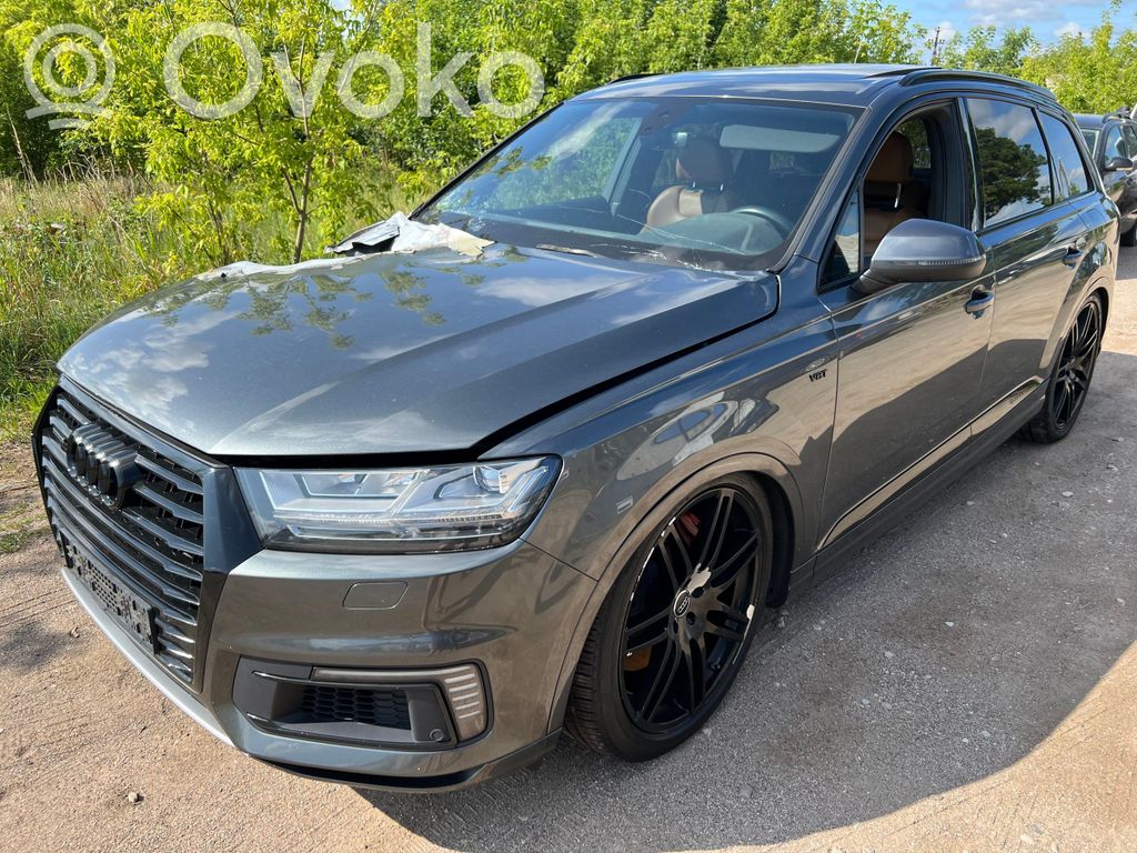 Q7 4M Q7  4M1905217E