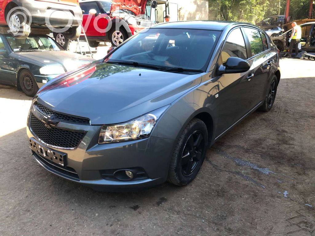 Cruze Cruze  13301758