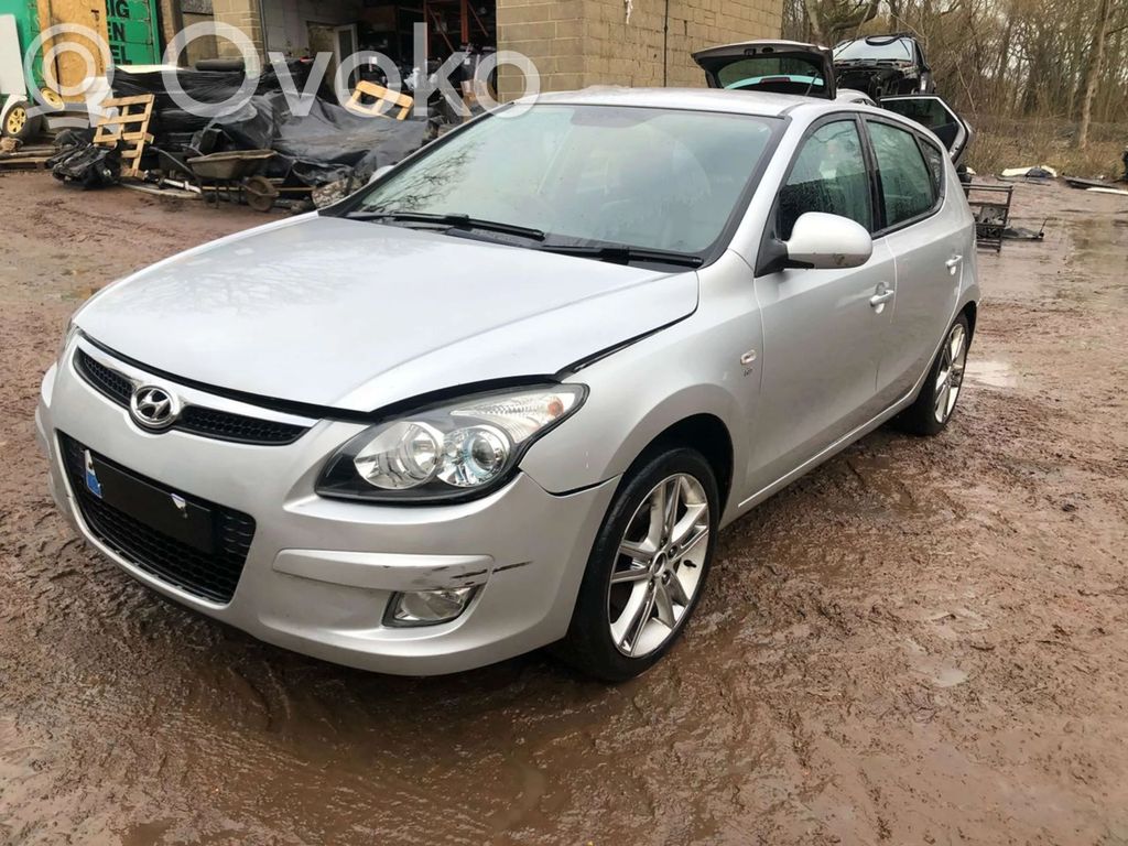 i30 i30  954002L925