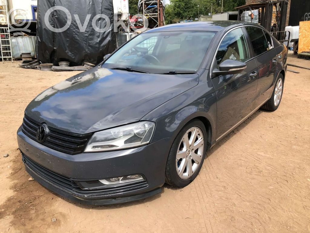PASSAT B7 Passat  3C0857807Q