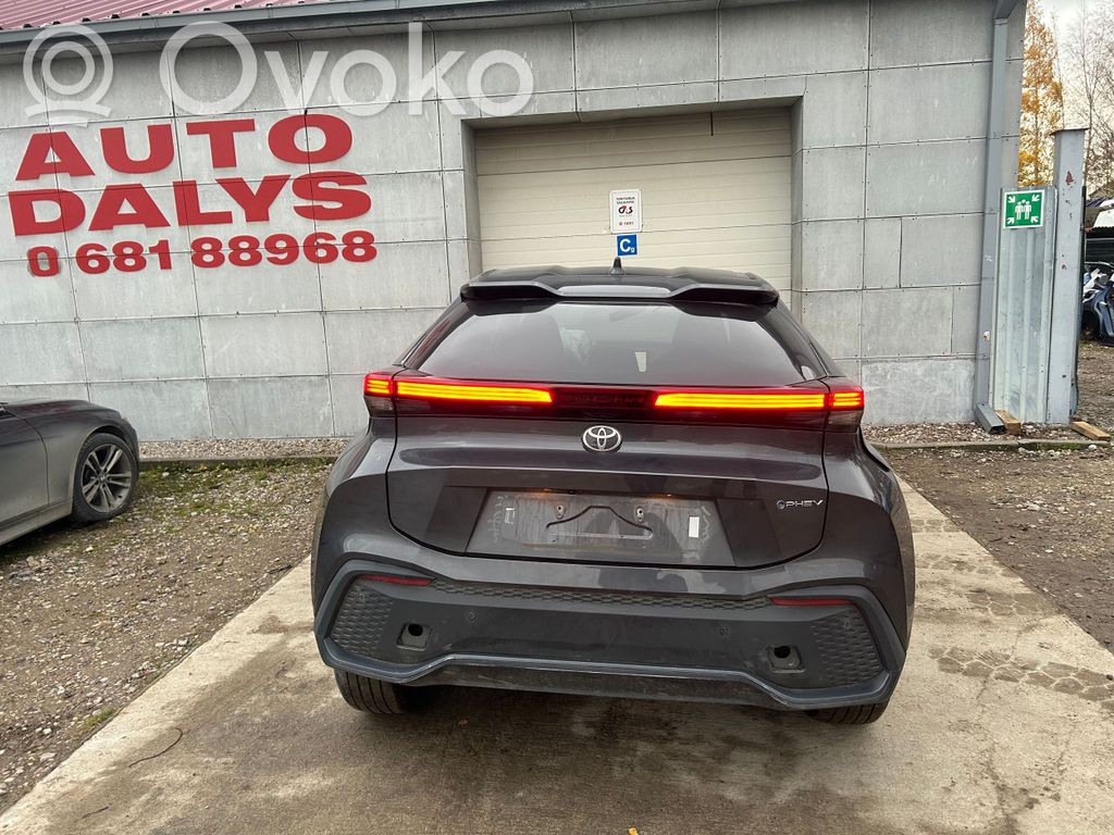 C-HR II C-HR  240229