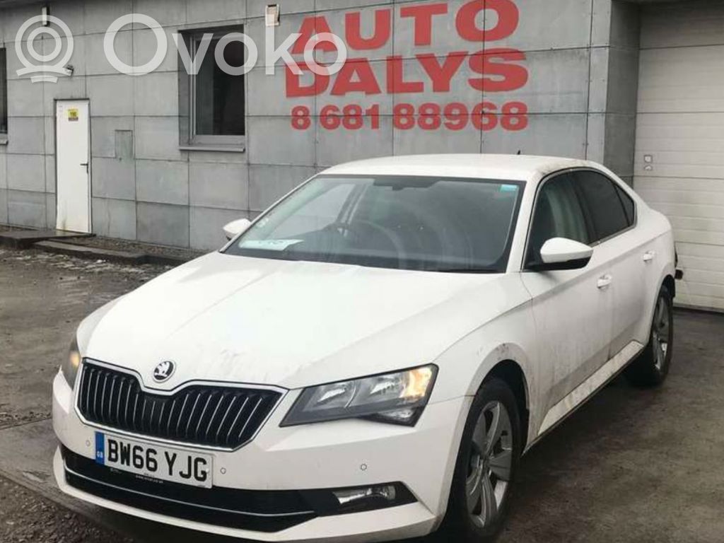 Superb B8 (3V) Superb  3C0907521D