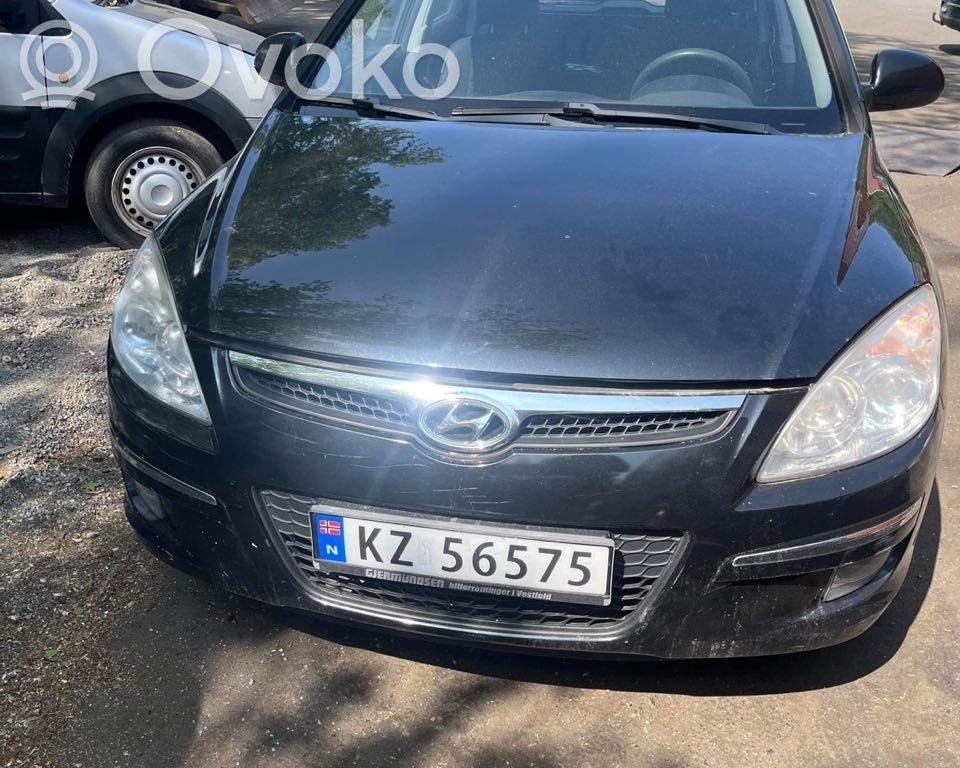 i30 i30  393502B000