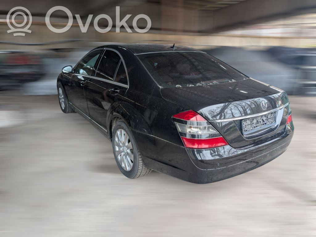 S W221 S-class, AMG (W126, W140, W220, W221, W222)  A2218230050