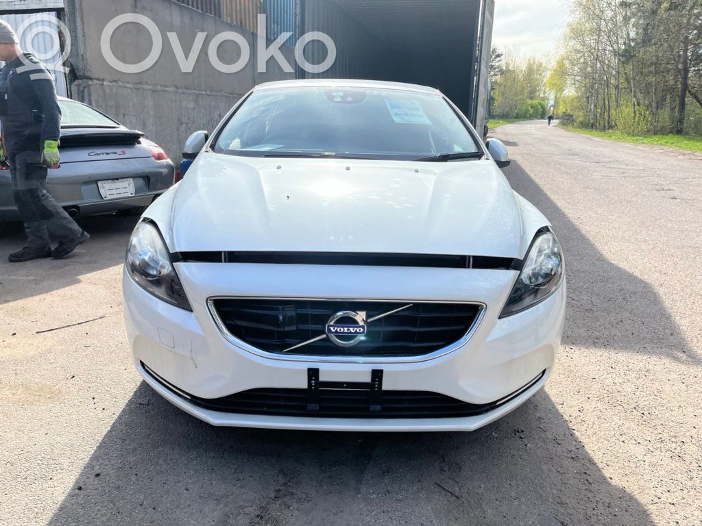 V40 S40, V40  P31423316