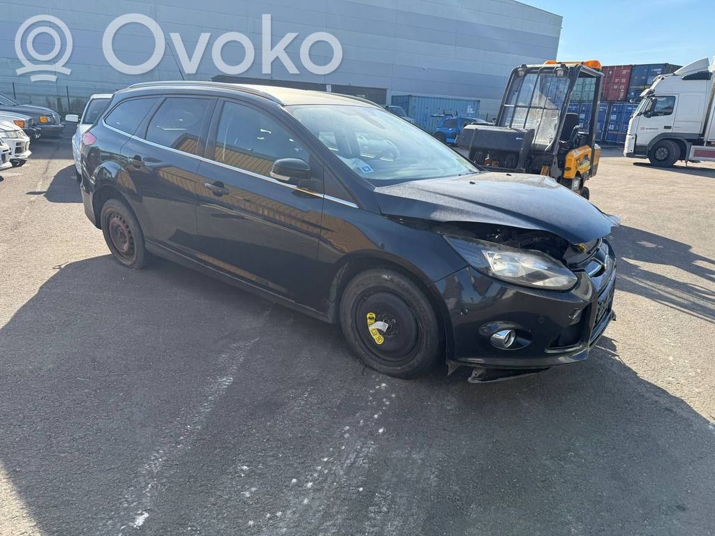 Focus Focus  CV6Q12A650AJ