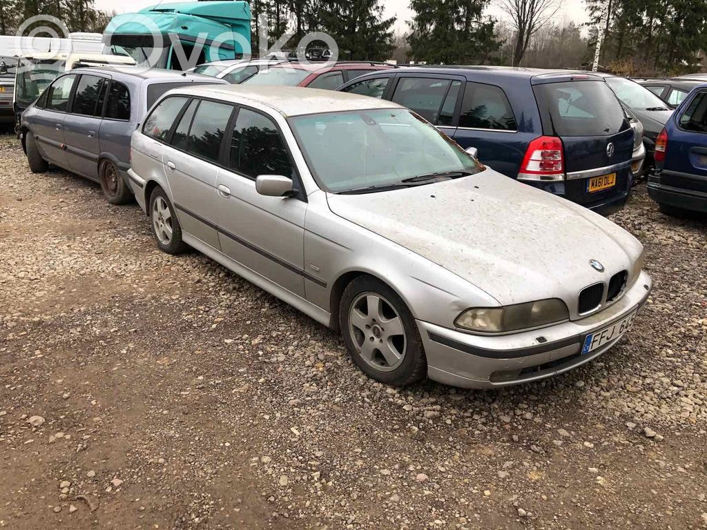 5 E39 Series 5  8217308