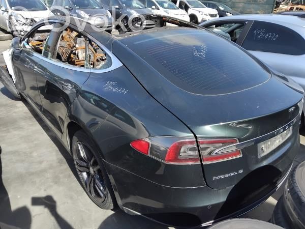 Model S Tesla Model S