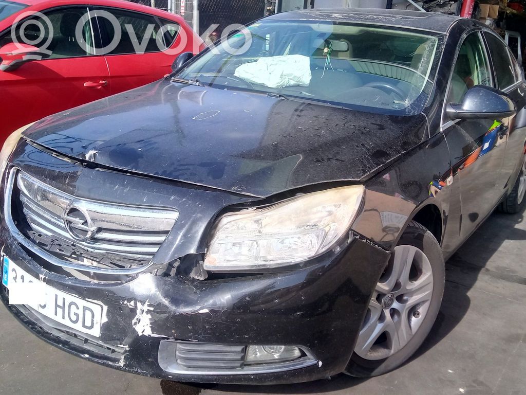 Insignia A Insignia  13324595