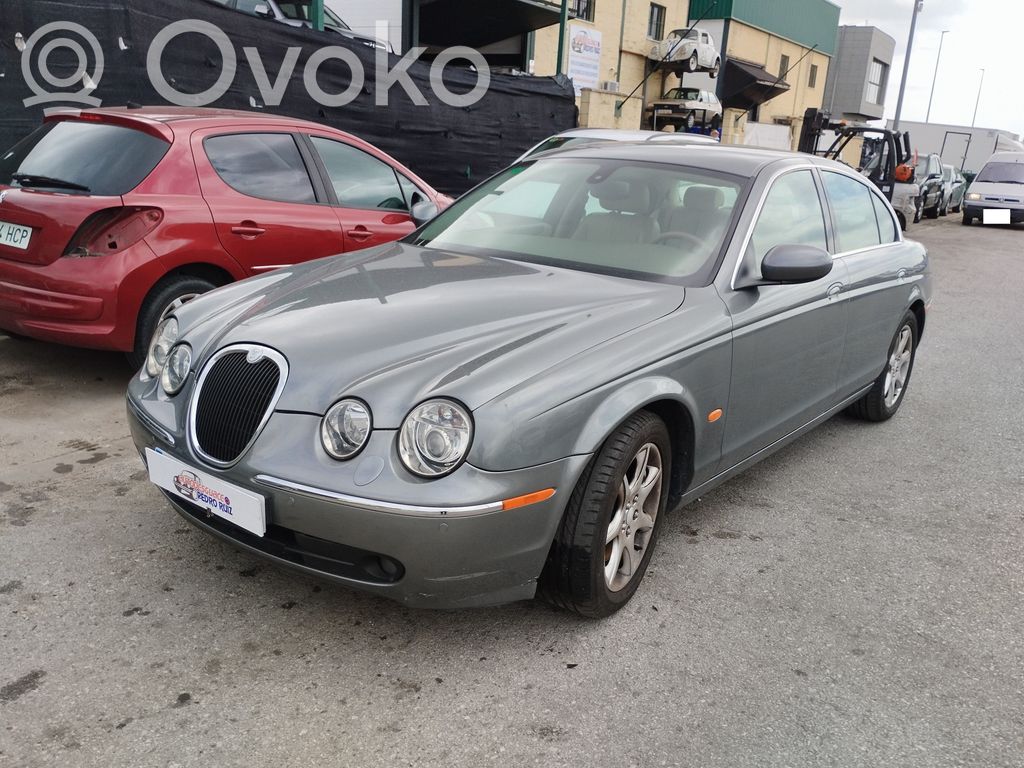 S-Type S-Type  4R8310300A