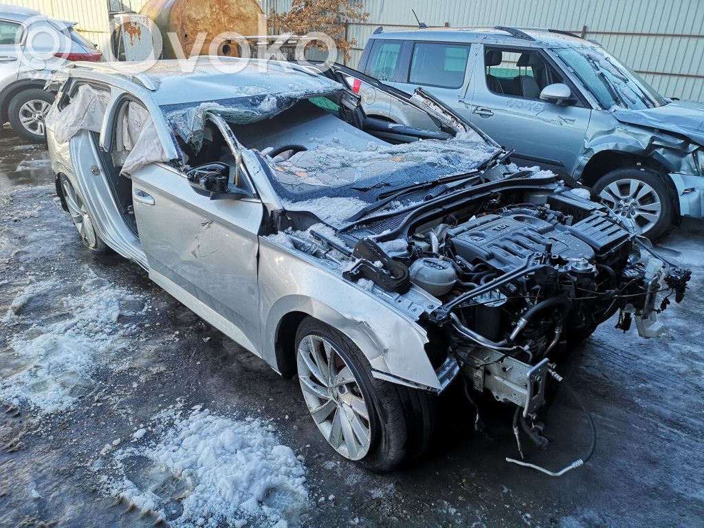 Superb B8 (3V) Superb  3Q0711049H