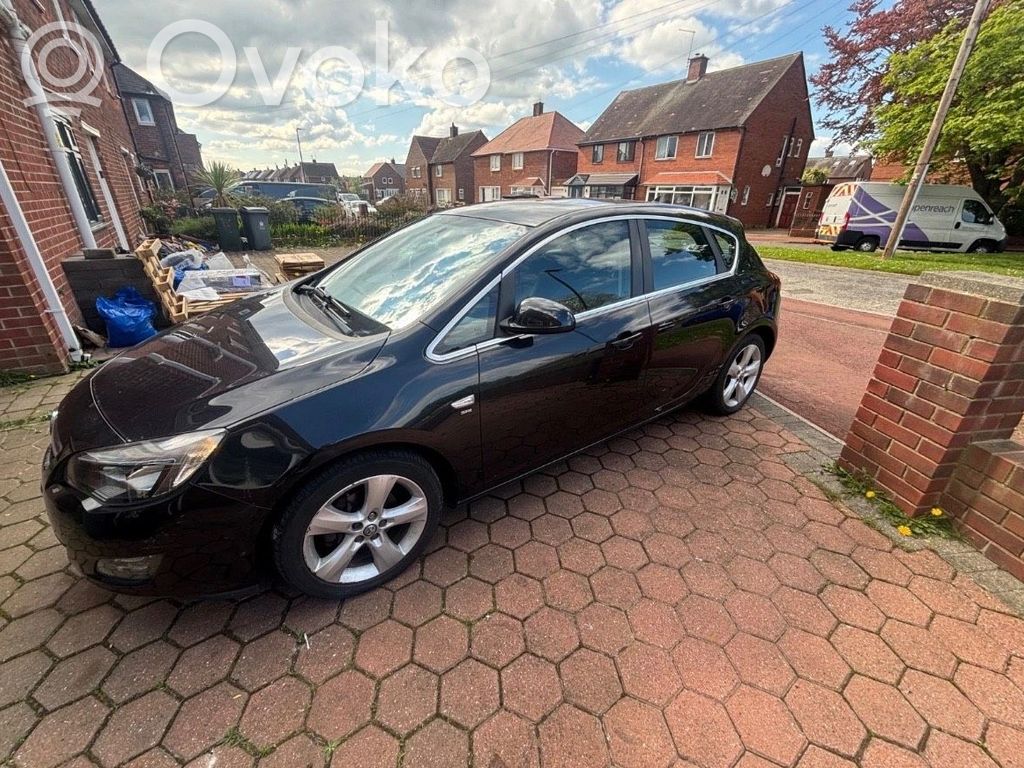 Astra J Astra  13589056
