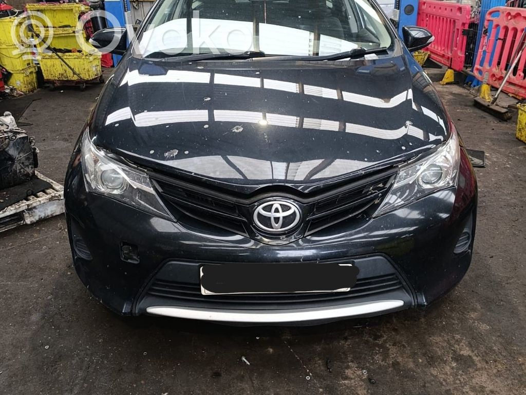 Auris E180 Auris  1NDTV