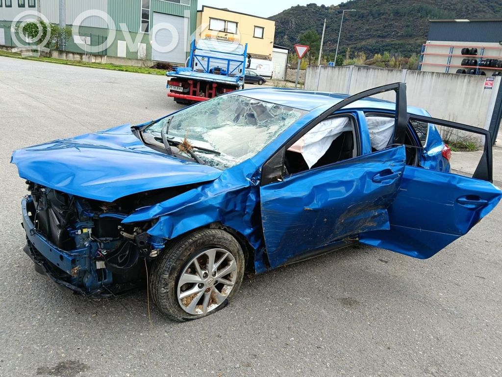 Auris E180 Auris