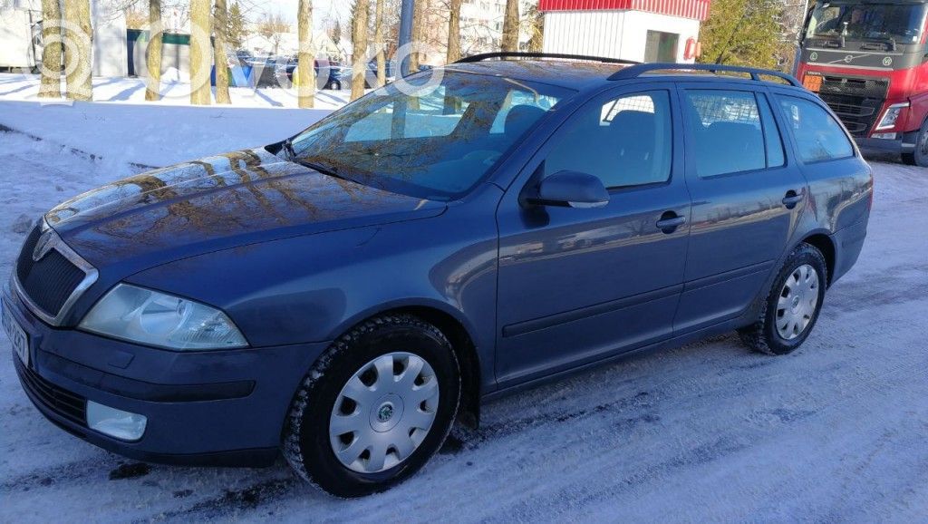 Octavia Mk2 (1Z) Octavia  1Z0880201T3X1