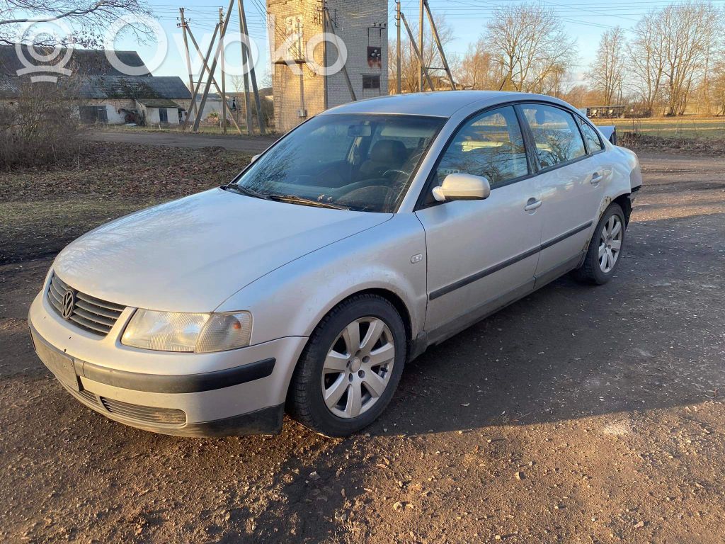 PASSAT B5 Passat  8E0611301