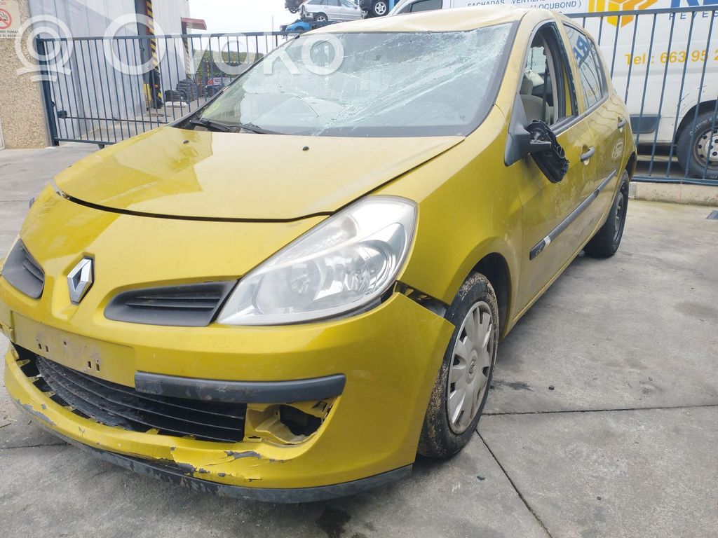 Clio II Clio  8200344073A