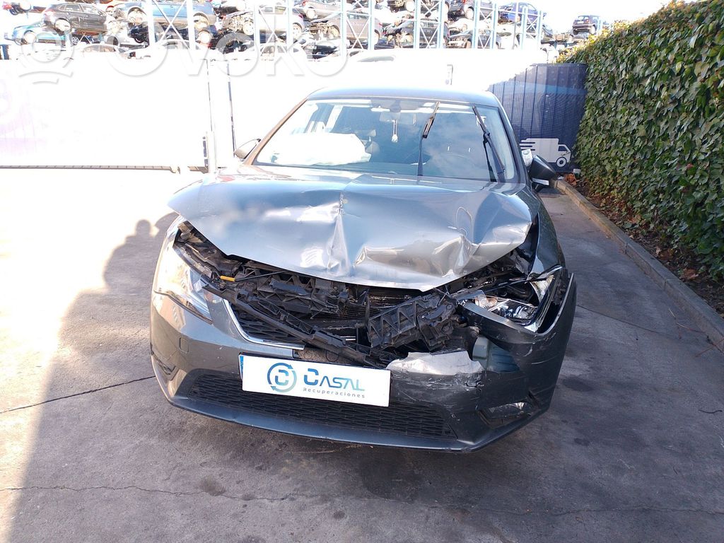 Leon (5F) Leon  04L906021M
