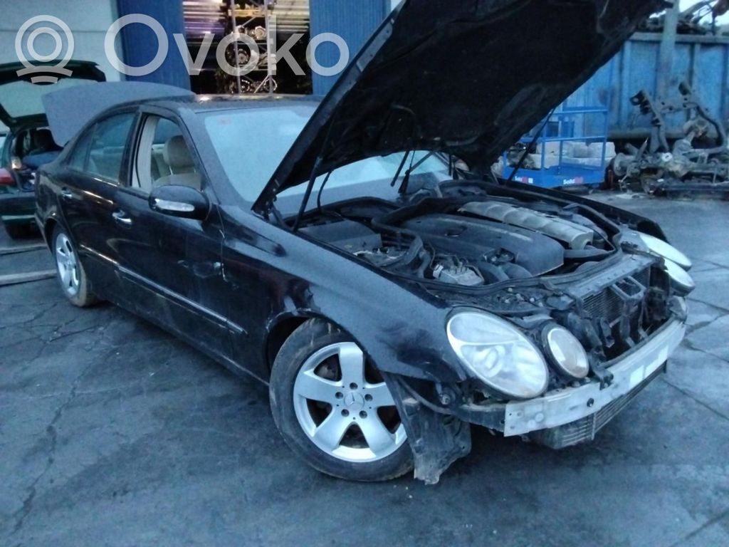 E W211 E-class, AMG (W124, W210, W211, W212, W213, C207, W238)  2118201626