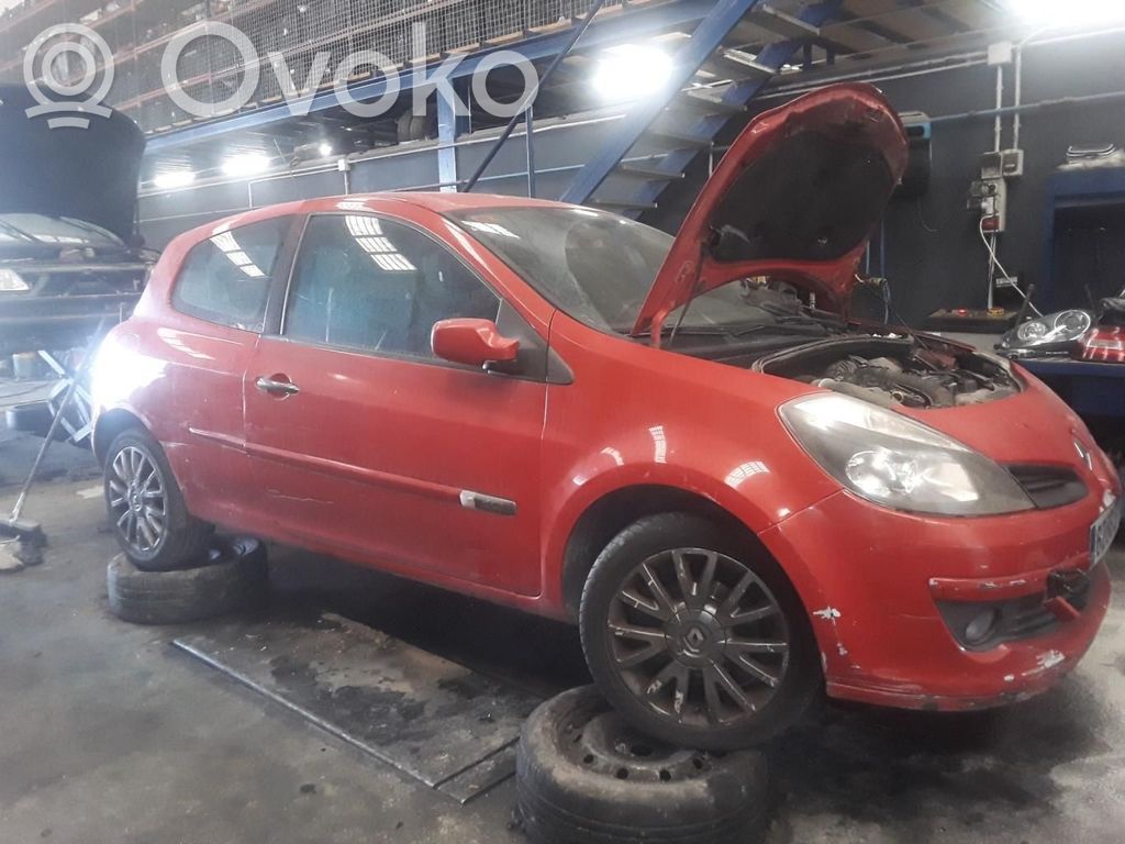 Clio III Clio  8200525391