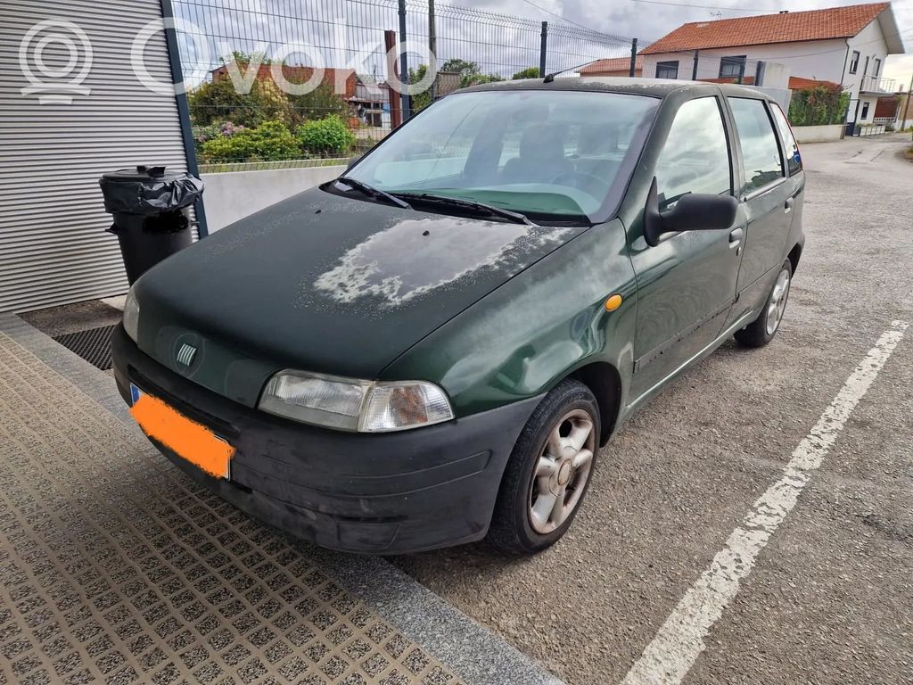 Punto (176) Punto