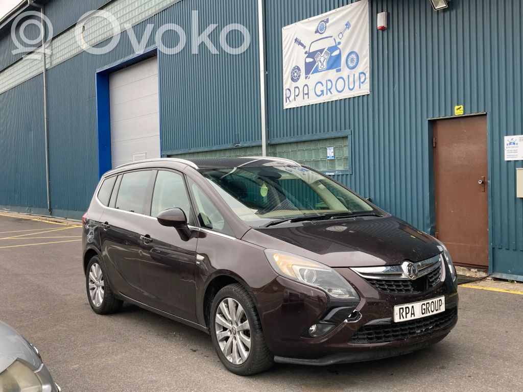 Zafira C Zafira  13383062