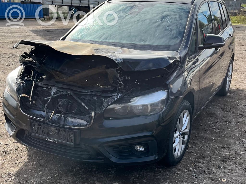 2 F46 Series 2  6820932