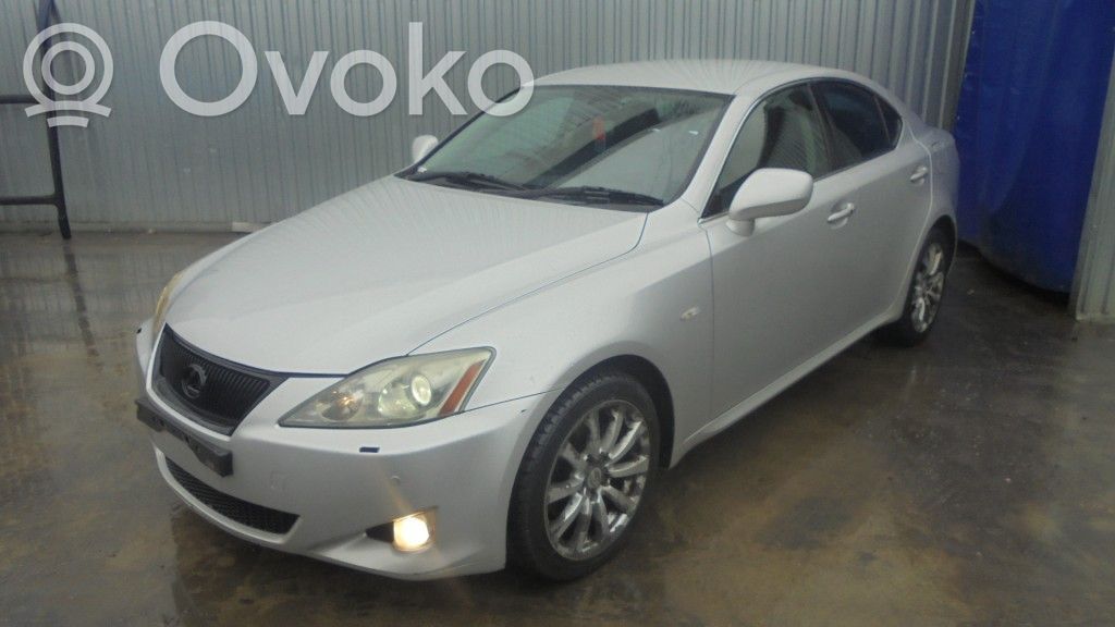 IS 220D-250-350 IS, IS-F  012198