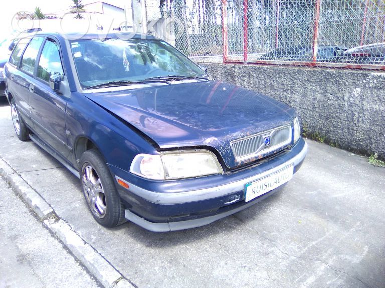 S40, V40 S40, V40