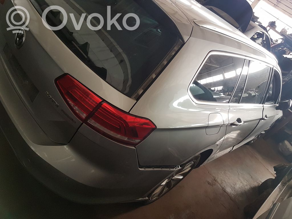 PASSAT B8 Passat  5Q0199555AD
