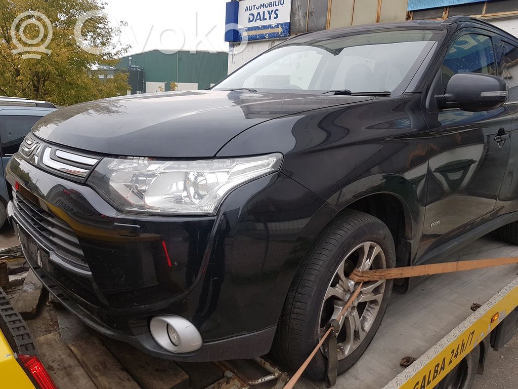 Outlander Outlander  8633A049
