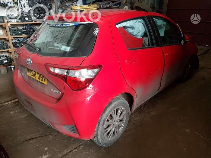 Yaris Yaris  M71047