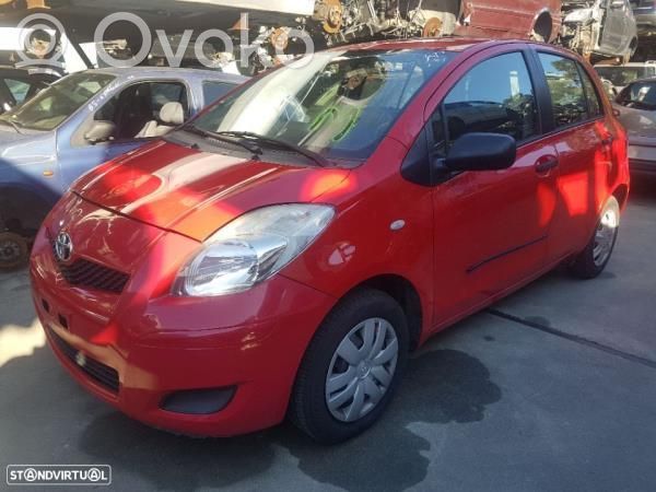 Yaris Yaris