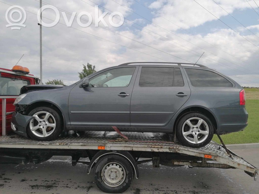 Octavia Mk2 (1Z) Octavia  1Z9860145A
