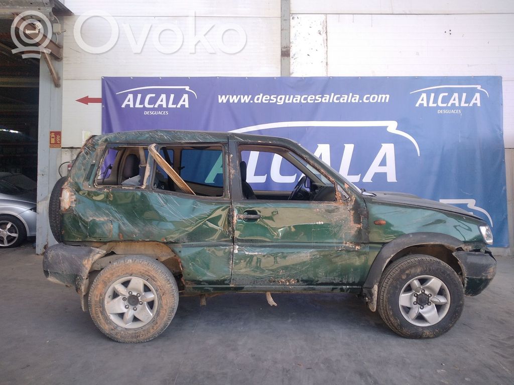 Terrano Terrano  25570BM400
