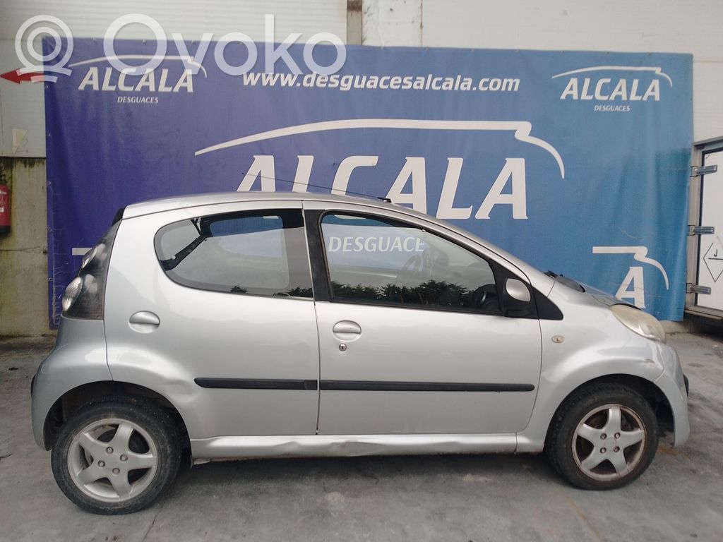 C1 C1  7401CT
