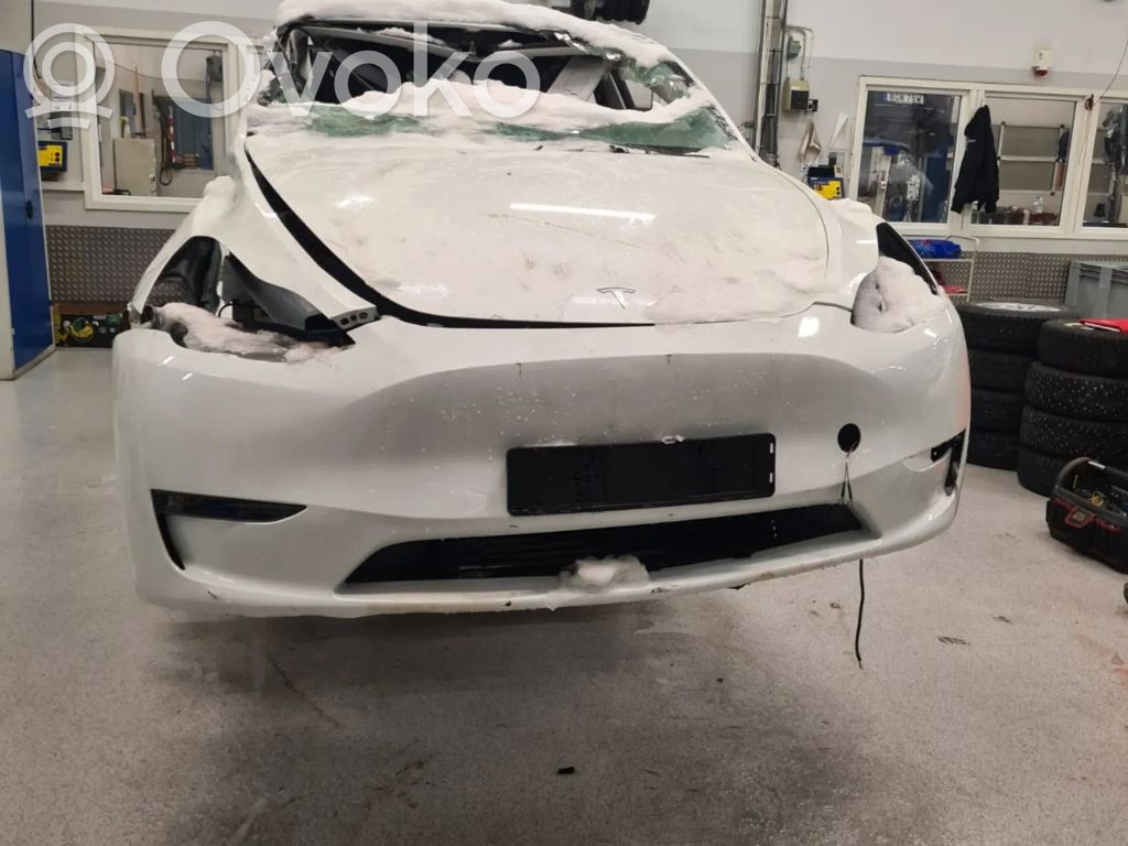 Model Y Tesla Model Y  P147507600D