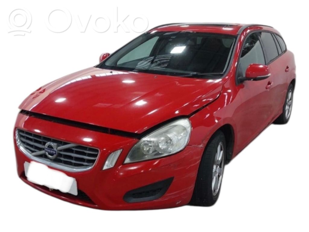 V60 V60, V60 Cross Country  30659475