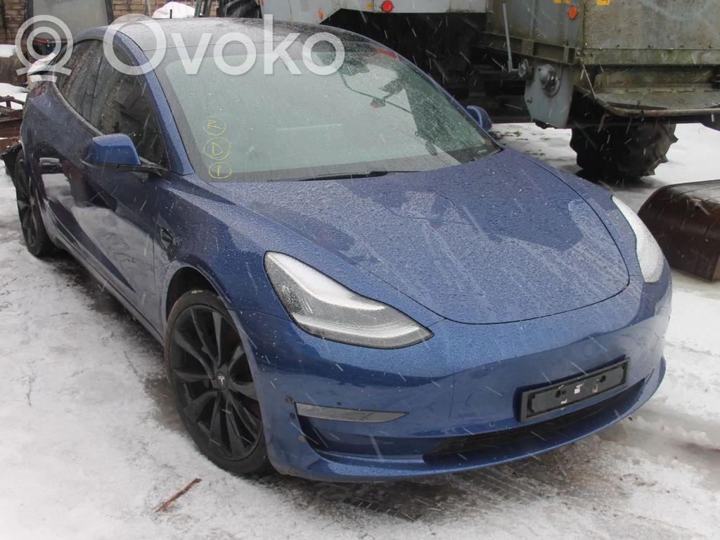 Model 3 Tesla Model 3  111160900