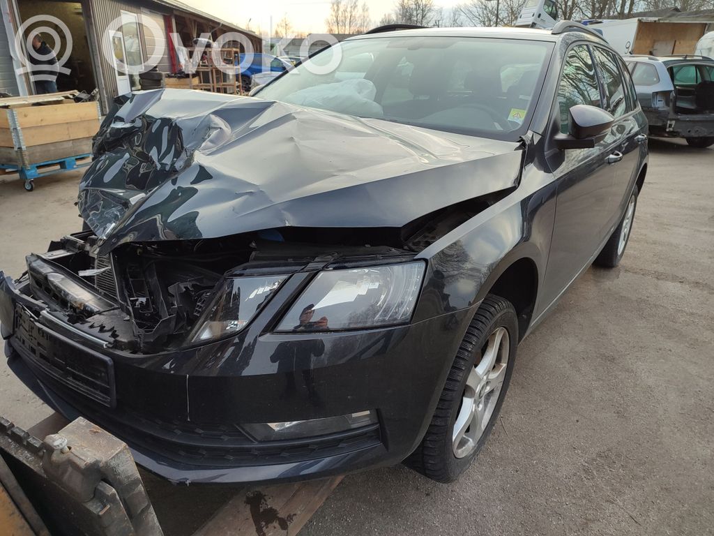 Octavia Mk3 (5E) Octavia  5E1857367C