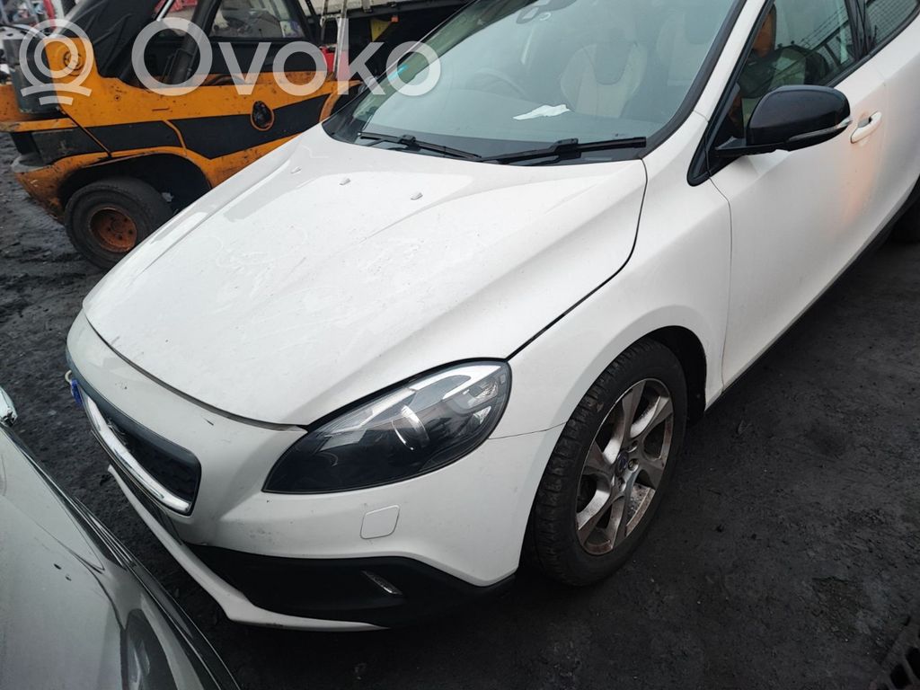 V40 Cross country V40 Cross Country  31353310