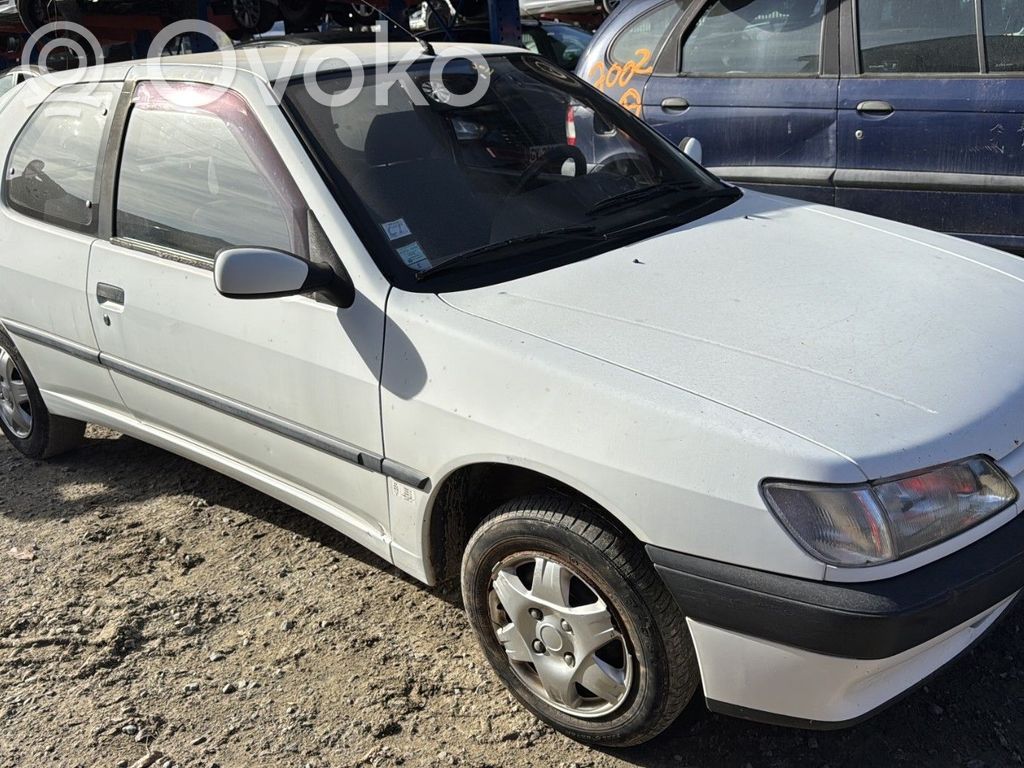 306 306  5705F3