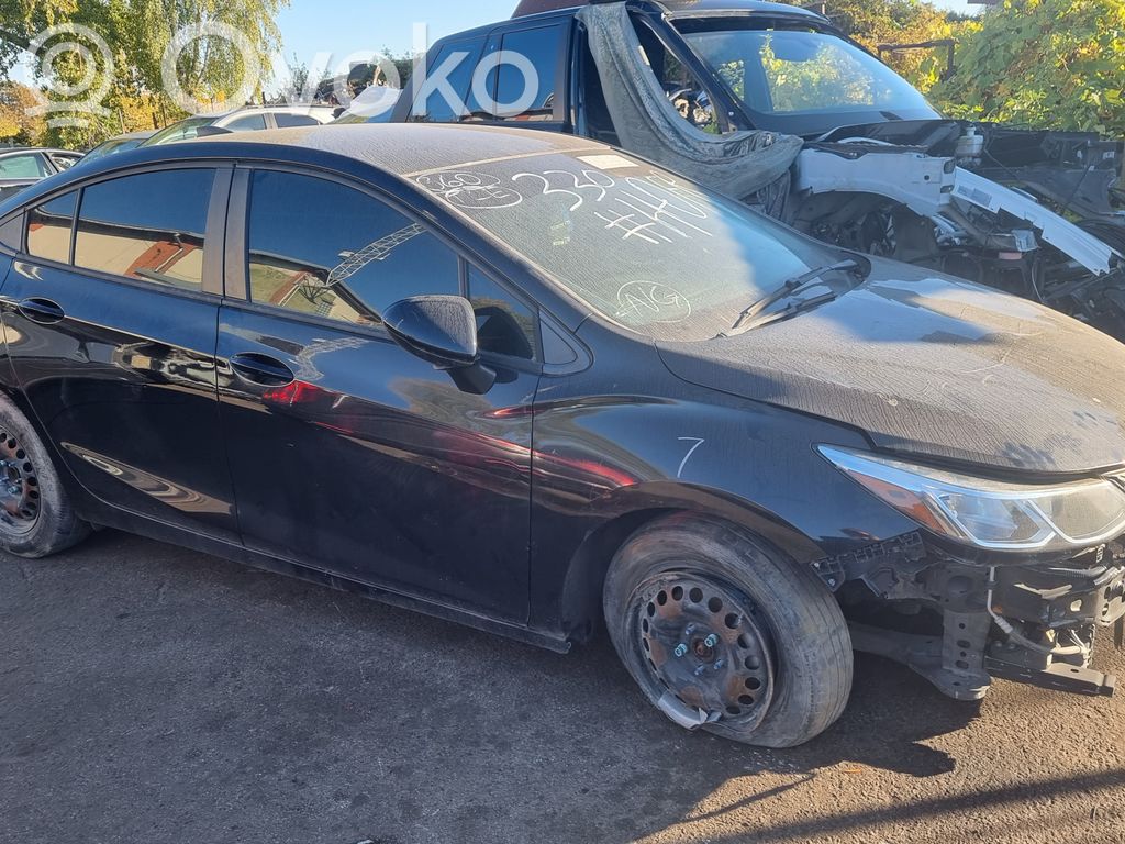 Cruze II Cruze  12663317