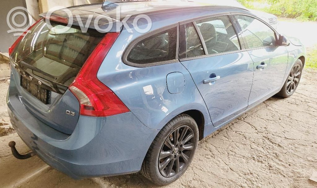 V60 V60, V60 Cross Country  31341102