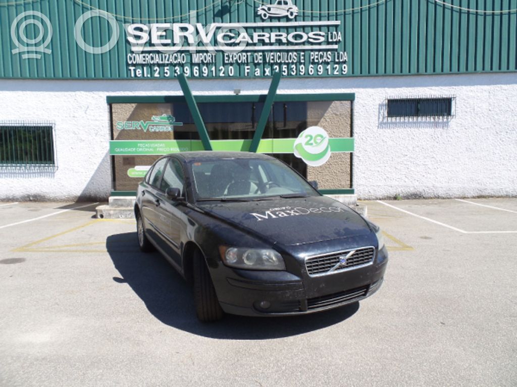 S40 S40, V40