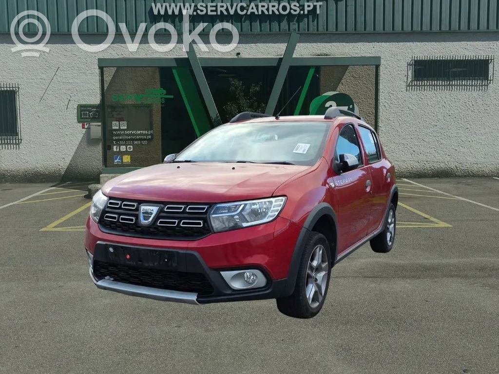 Sandero Sandero, Sandero Stepway