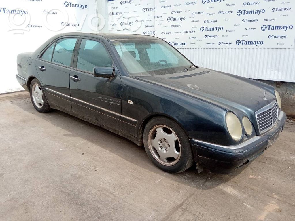 E W210 E-class, AMG (W124, W210, W211, W212, W213, C207, W238)  0261204779