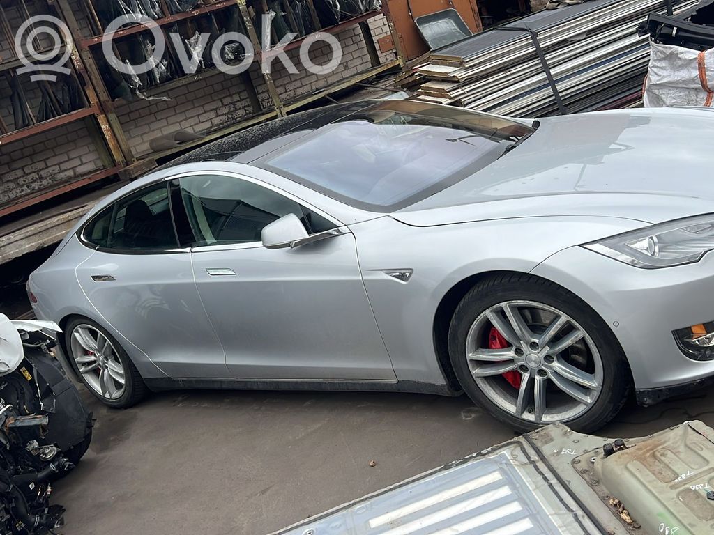 Model S Tesla Model S